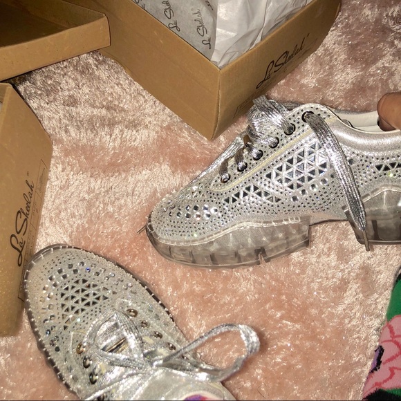 LAST/ 10-Trendy Bling Silver Rhinestone Sneakers - Picture 3 of 4